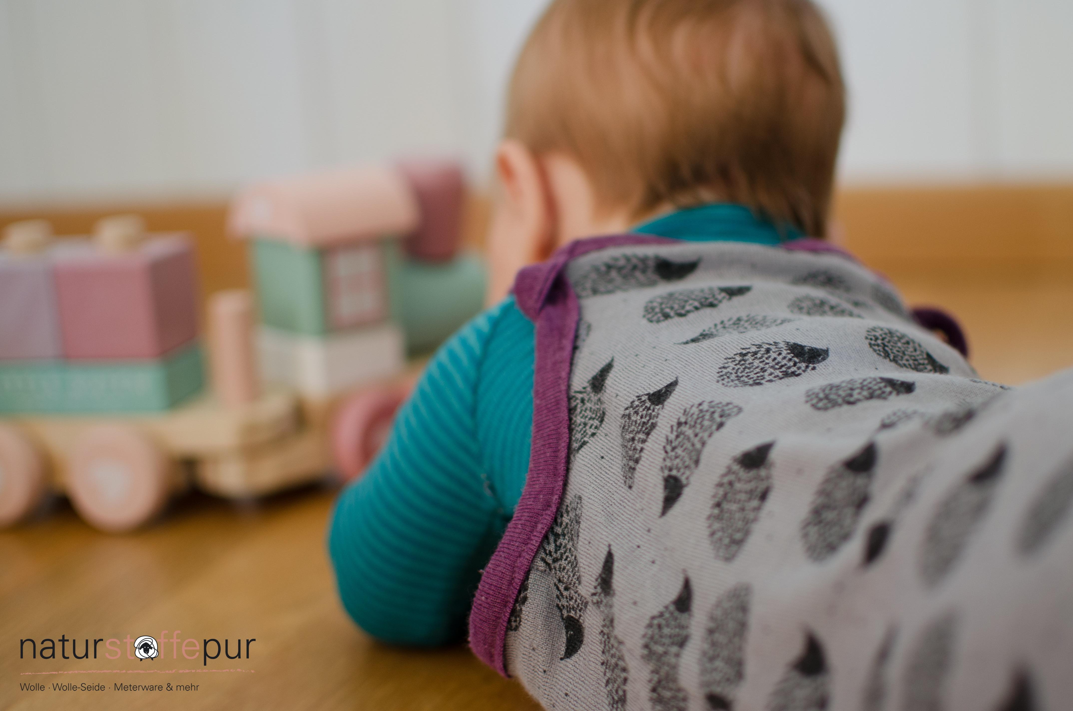 Eine wärmende, anschmiegsame und wohlige Hülle für Haut und Seele für Babys