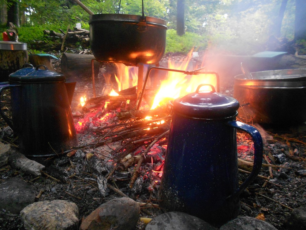 Lagerfeuerstimmung bei den Naturprojekten vom Feuervogel