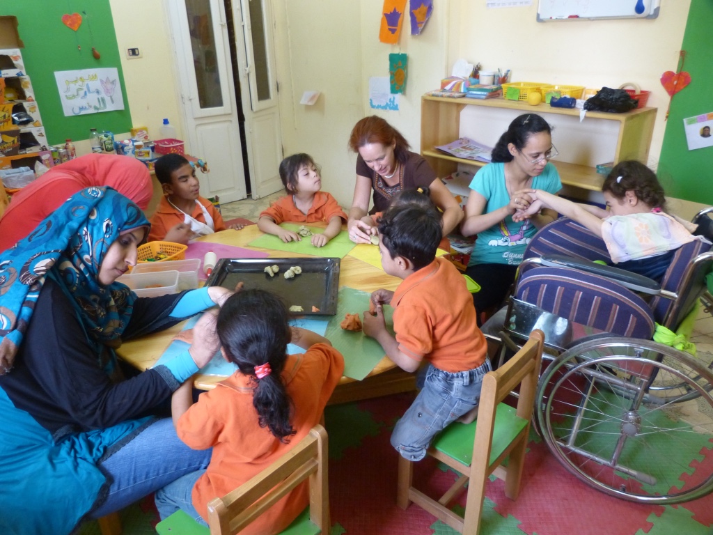 Mit der ganzheitlichen heilpädagogischen Tagesstätte in Aswan, Südägypten erfüllte sich Jasmina Meier ihre Vision eine Schule zu gründen.