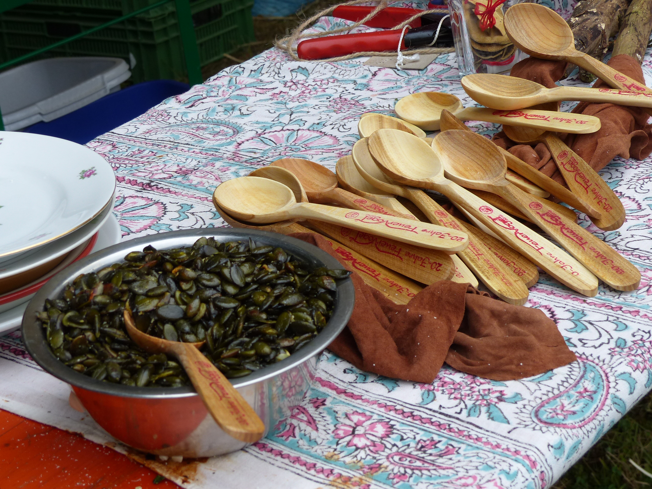 Die Feuervogel Holzlöffel mit der nun die Lederstrümpfe ihre Suppen löffeln